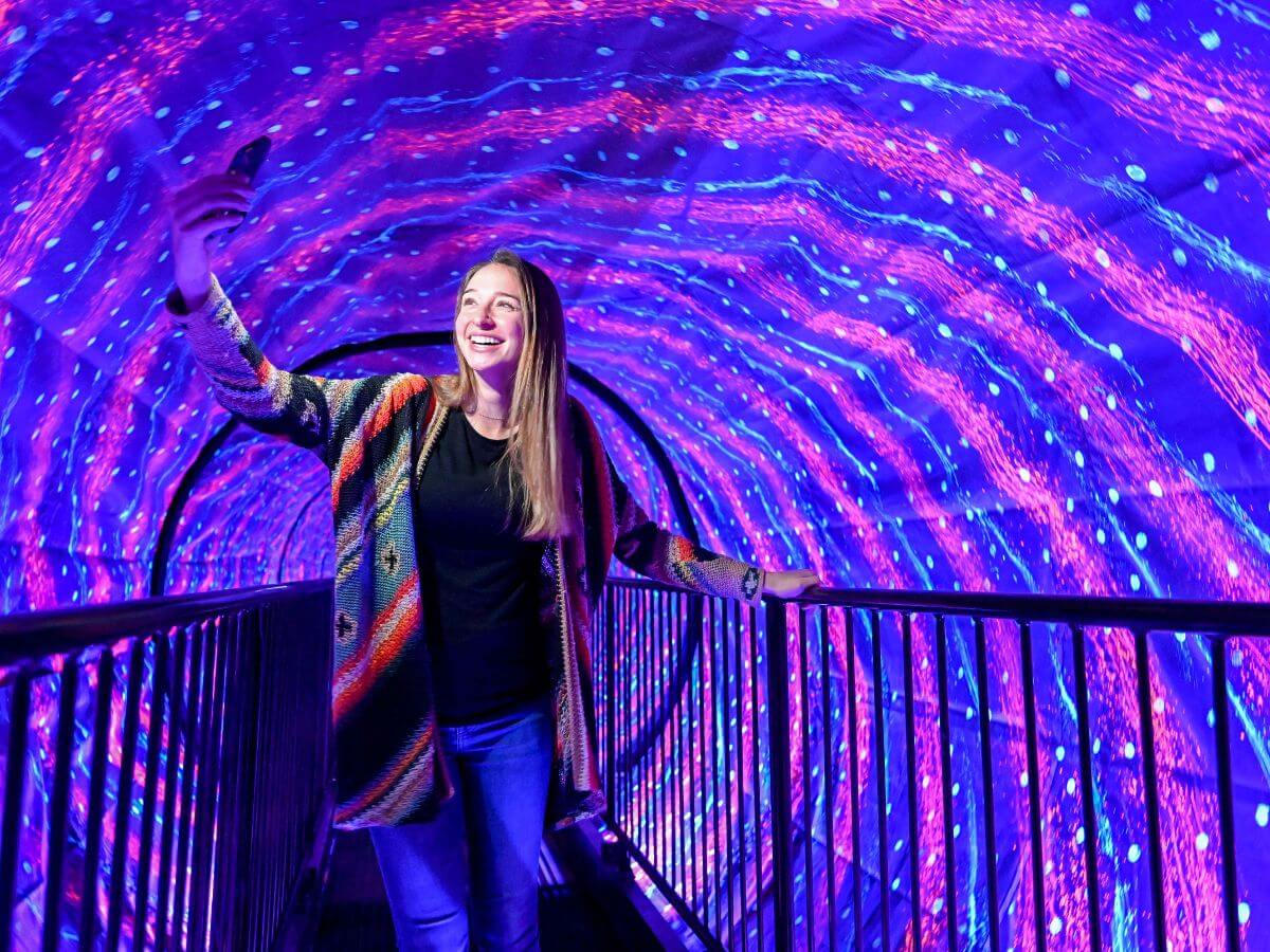 moi home about video poster toronto canada 1200×900 (1)